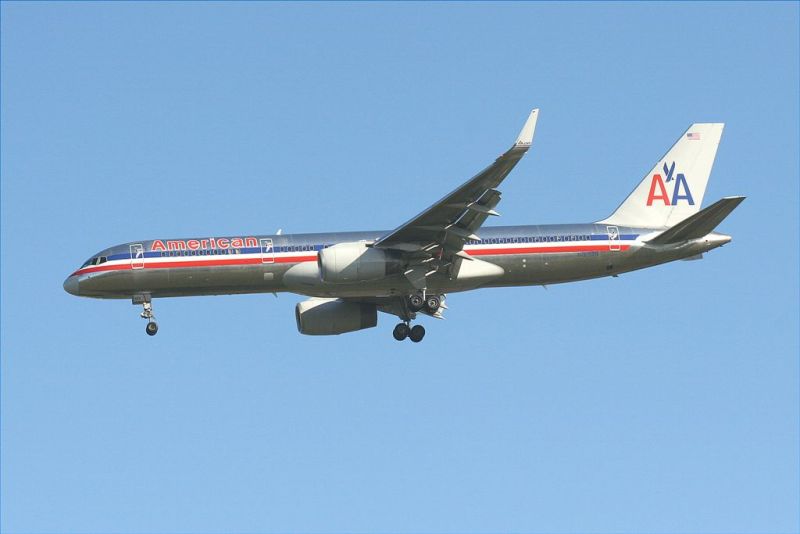 32383/0970 N189AN 32383/0970 N189AN